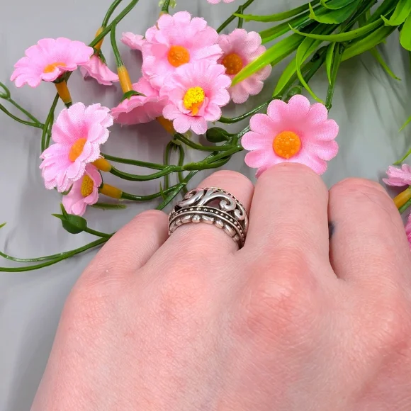 925 Sterling Silver Vintage Filigree Dome Modernist Style Ring Size 6 - Picture 2 of 5